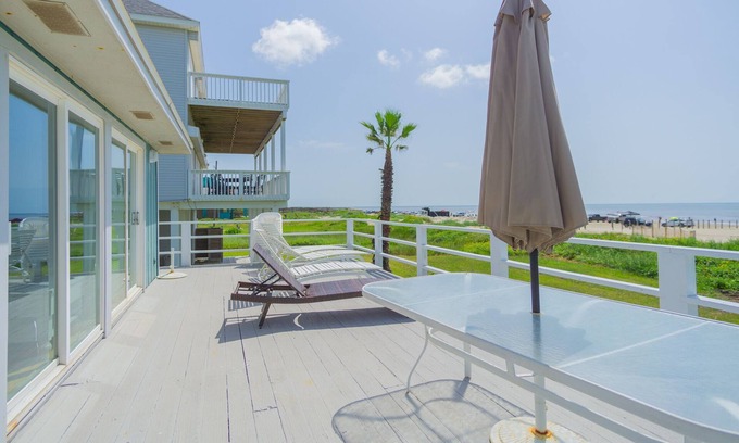 Gulf Palms House | Original Margaritaville Beachfront Paradise Found.