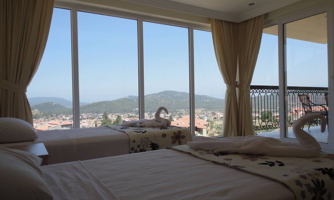 Oludeniz Apartment | Orka Park V4 Stunning panoramic views shared pool 10 min walk to local amenities