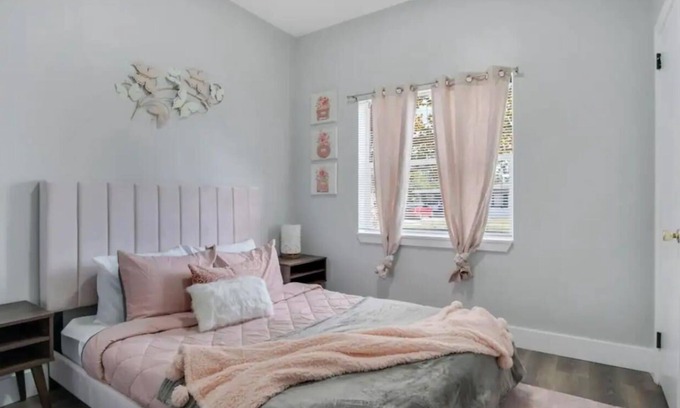 Monterey House | Orlando Luxury Home w/Pool next to Disney Springs.