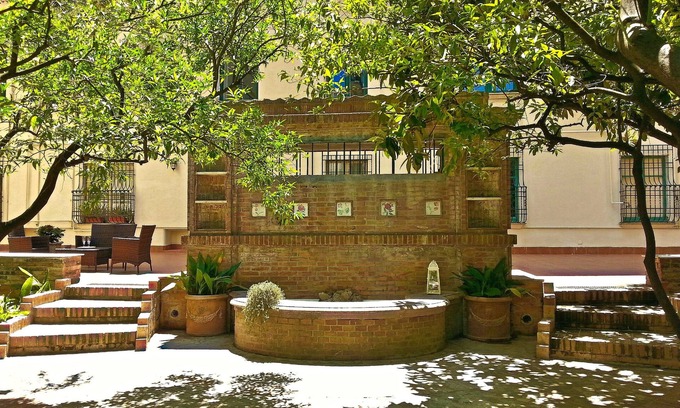 Salerno House | OS-Garden Maison de central charm with large private garden and parking