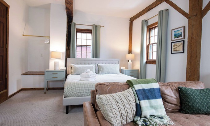 Raphine Bed & Breakfast | Osceola Mill is a B&B inn located in the Shenandoah Valley 20 minutes from Lexington and Staunton.