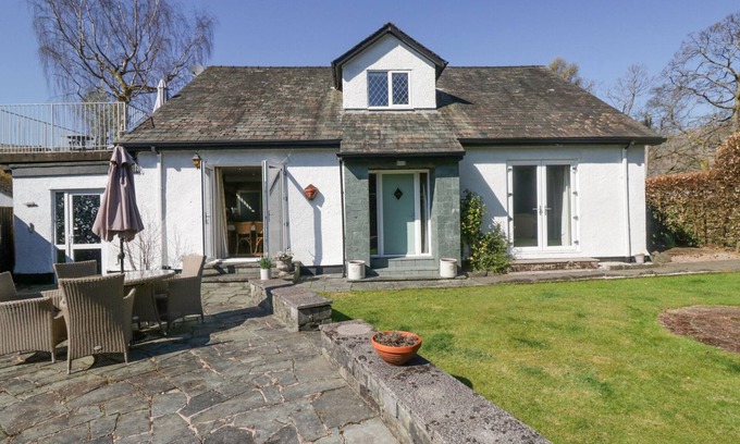 Grasmere Cottage | OSPREY COTTAGE, pet friendly, luxury holiday cottage in Grasmere