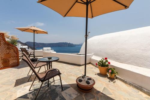 Oia House | Ostria Caldera Studios