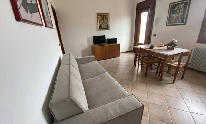 Preganziol Apartment | OTB 2 - Cozy accommodation for 4 people between Venice and Treviso with 2 Terraces