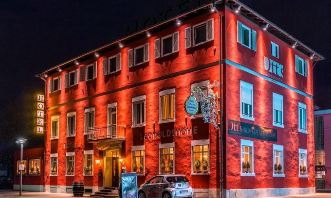 Weil am Rhein Hotel | Ott's Hotel Weinwirtschaft & Biergarten Weil am Rhein/Basel