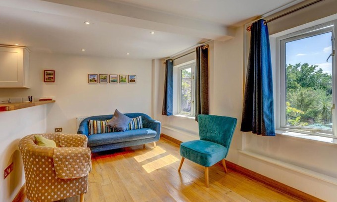 Ottery St Mary House | Ottery St Mary Cottages