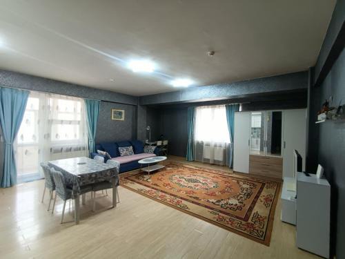 Sukhbaatar Apartment | OUNT-Central location, spacious, cozy and secure