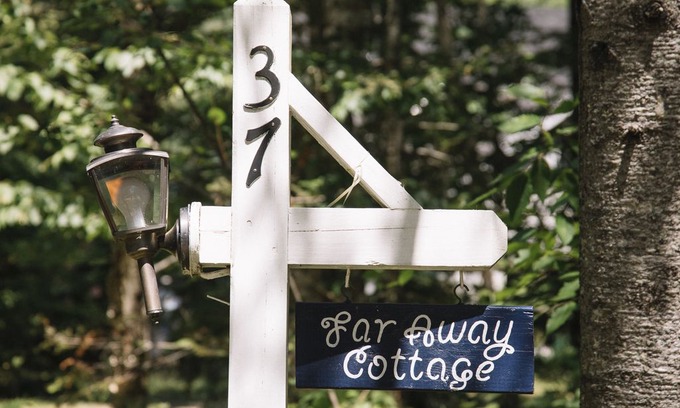 Lincolnville Cabin | Our Cottage On Levenseller Pond Is A Tranquil Retreat Set In Pristine Nature.