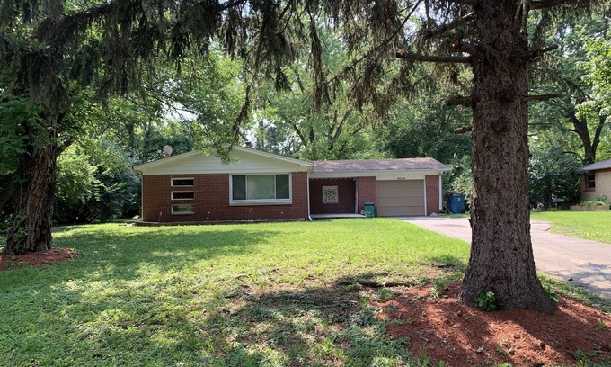 Indianapolis House | Our Home is your home North West side of Indianapolis, Indiana