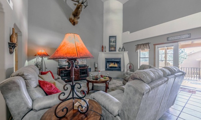 Alto Apartment | Out of Bounds:Alto Luxury Pueblo/Views/Alto CC