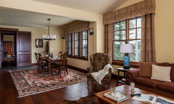 Jackson Condo | Outpost: Grand View 334 - AC and Teton Views