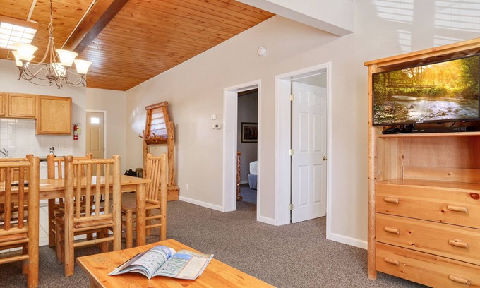 Jackson Apartment | Outpost: Town Square Lodge 11 - Close to Town Square