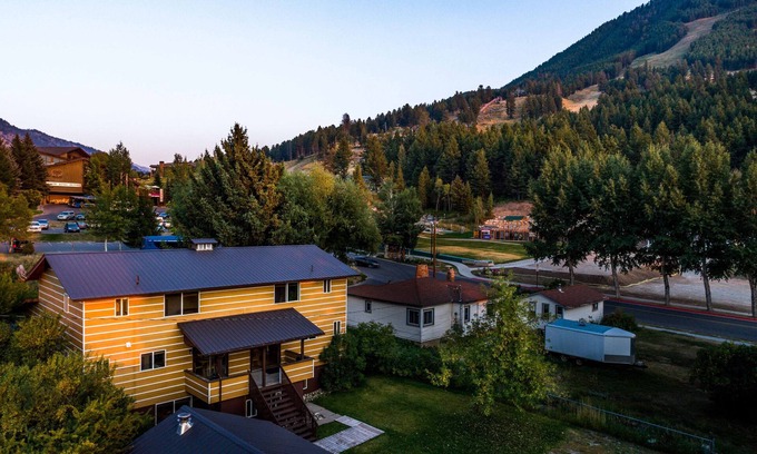Jackson Condo | Outpost: Vine Street 4 - Close to Snow King!