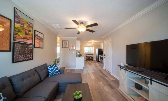 East Ocean View Apartment | OV Mosaic - Current Suite