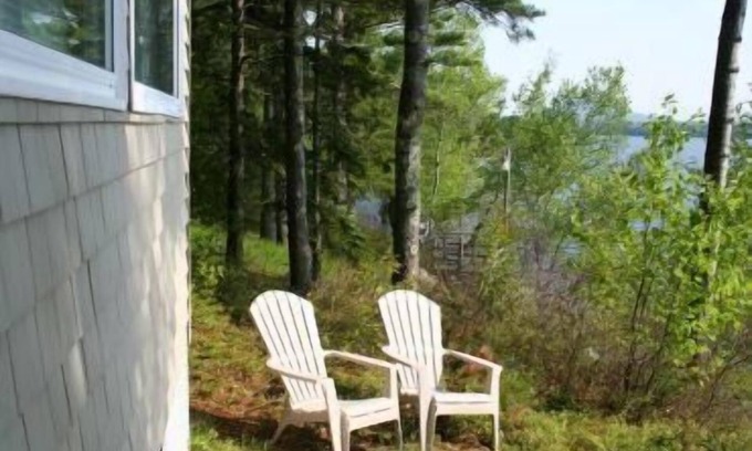 Surry Cottage | Overlook Cottage, Toddy Pond!