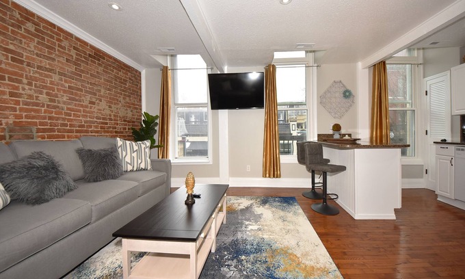 St. Charles Apartment | Overlook Main St. in this 2 Bedroom Owners Suite!