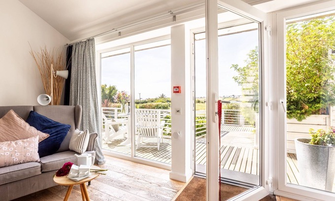 Llanfaelog Cottage | Owain’s Lake View : Pet-Friendly 1‑Bed Lakeside Apartment with Maelog Lake Views | Managed by Angles