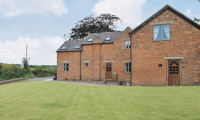Newton Grange House | Owl Barn conversion at Dove Mount Farm spend Lane Thorpe Ashbourne DE6 2AR