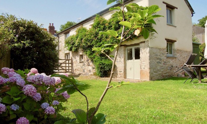 High Street Cottage | Oxen House - Nanjeath Cottages