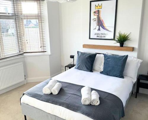 Kidlington House | Oxford Kidlington 6 Bed 5 mins to Oxford Parkway