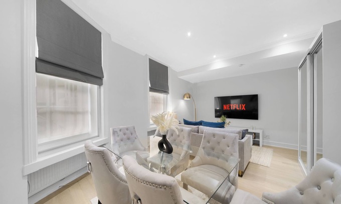 City of Westminster Apartment | Oxford Street/Hyde Park Apartment, Excellent Location !