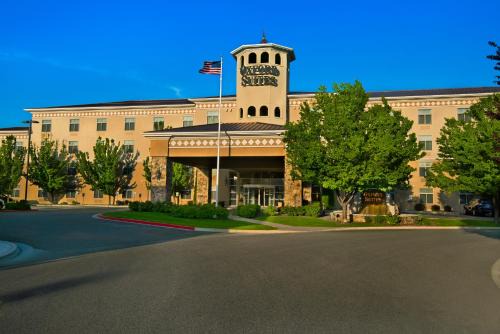 Southwest Ada County Alliance Hotel | Oxford Suites Boise