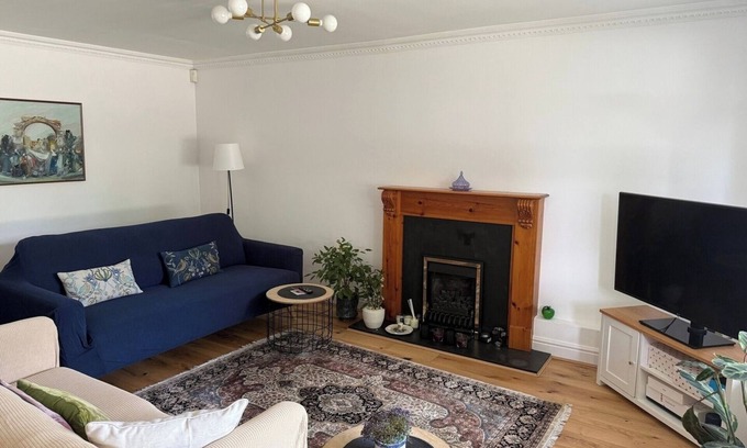 Oxford House | Oxford Summertown - 3BD Gated Home with Garden
