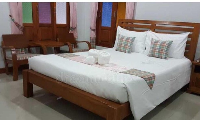 Barabanki District Hotel | OYO 81244 New Sunrise Guest House
