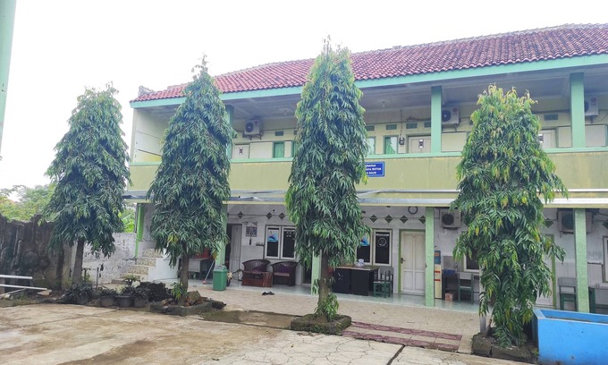 Jatiwangi Hotel | OYO 90333 Wisma Tenang Jaya Syariah