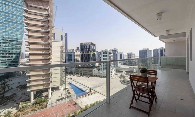 Jumeirah Village Circle Apartment | OYO HOME 1455 Premium 1 Bed Apartment