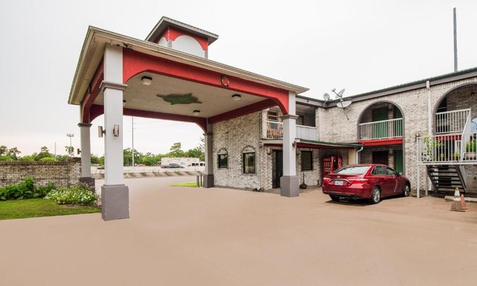 Northside Hotel | OYO Hotel Houston I-69 & I-610