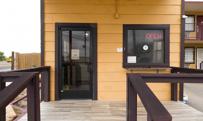 Odessa Hotel | Oyo Hotel Odessa TX, East Business 20