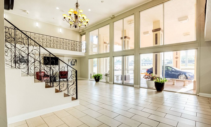 Tyler Hotel | OYO Hotel Tyler Northwest Mineola Hwy