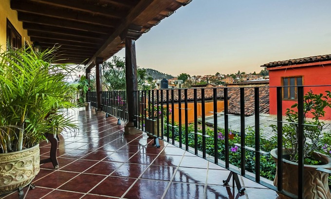 Centro Hotel | OYO Posada De Los Angeles, Pátzcuaro