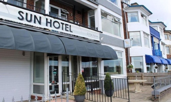 Skegness Hotel | OYO The Sun Hotel