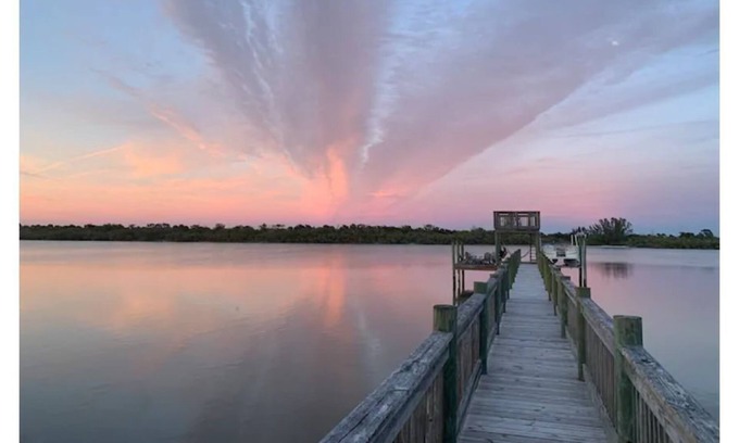 Edgewater Villa | Oyster Zen