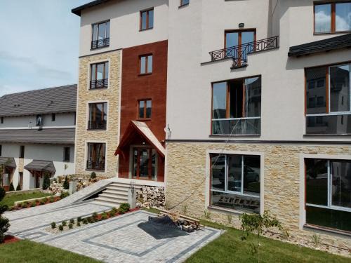 Lisina Apartment | Pčelica L15 Milmari