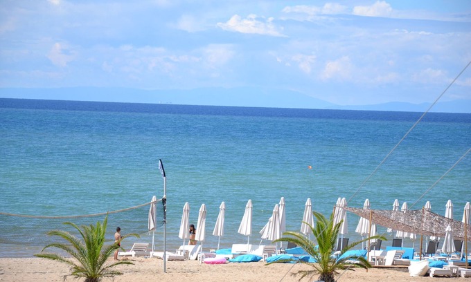 Nea Propontida Apartment | Pachmann Apartement's - for up to 4 persons direct beach location 1 row