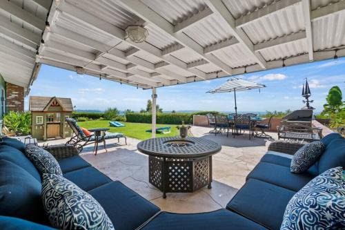 North Pacific Beach House | Pacifica Paradise by Cardo - Ocean Views - AC - Kids Playground