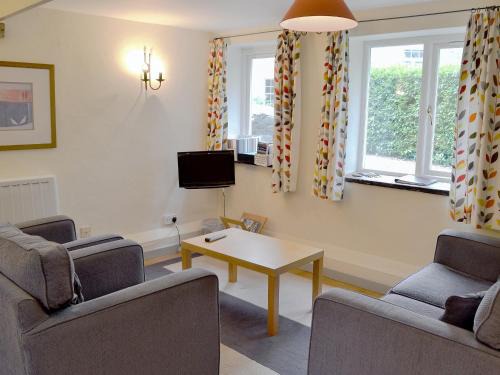 Saint Kew House | Paget