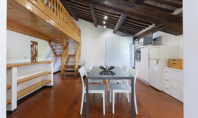 Ferrara Historic Centre Apartment | Palazzo 1500 - Dependence x2 - A Casa di Enrico