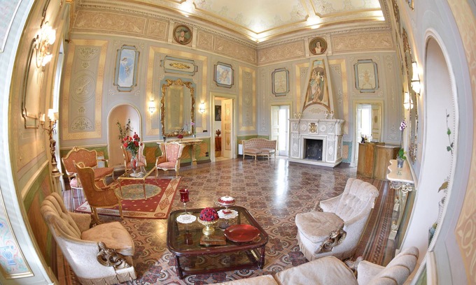 Squinzano Bed & Breakfast | Palazzo De Castro
