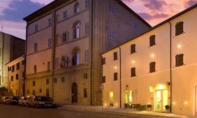 Camerano Hotel | Palazzo Ruschioni Boutique Hotel