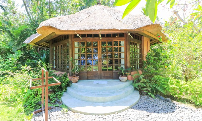 Bukti Hotel | Palm Beach Villas Bali