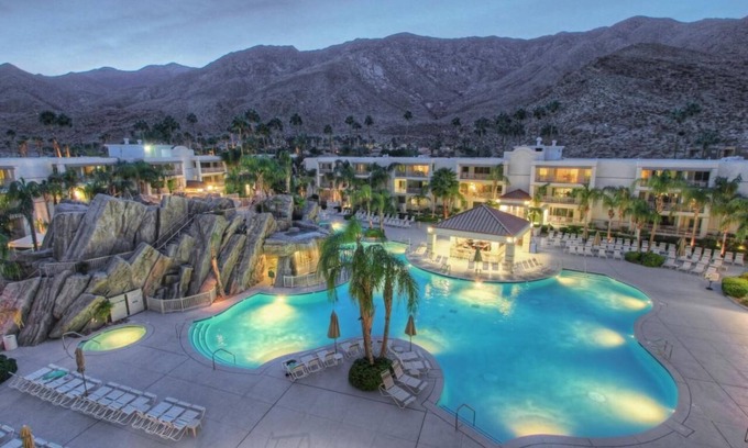 Canyon Corridor Resort | Palm Canyon Resort -2 brm-no resort fees