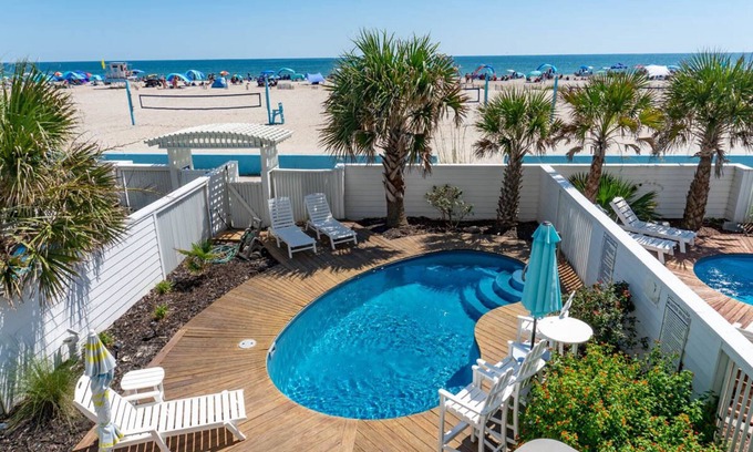 Atlantic Beach House | Palm Cottage III At The Grove, Oceanfront House in Atlantic Beach, NC!