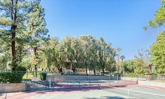 Racquet Club West Condo | Palm Springs Arcadia