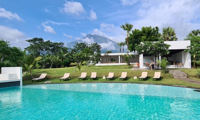 Tulamben Hotel | Palm Springs Bali Resorts
