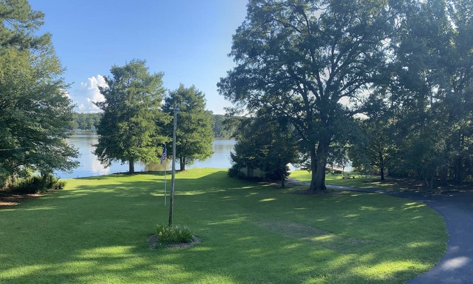 Eatonton Cottage | Palmer & Oak - Lakefront Cottage on Lake Sinclair