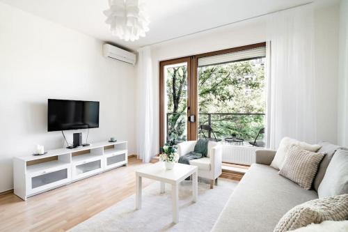 Vizafogo Apartment | Panna Marina Apartment by NW
